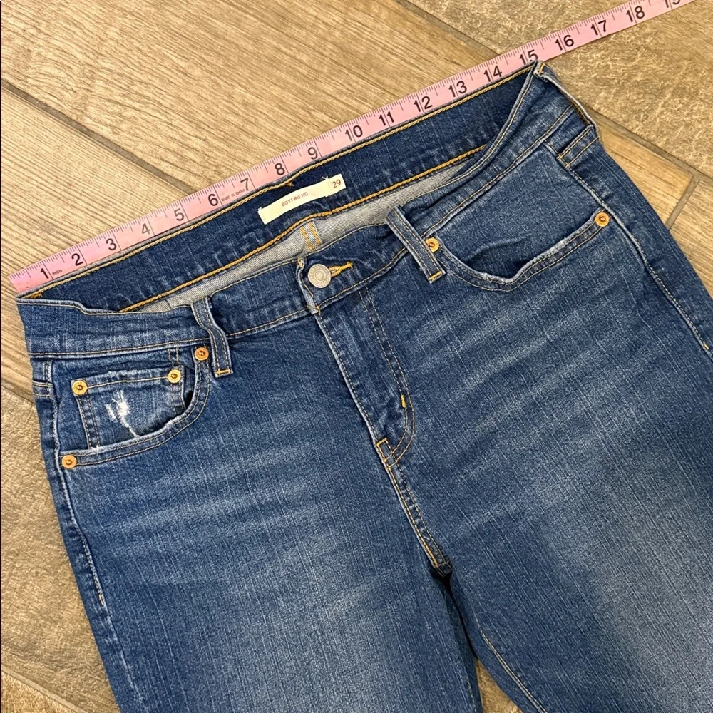 Levi’s Boyfriend Jeans Size 29 Cropped Straight Leg Mid Rise Stretch - Picture 9 of 14